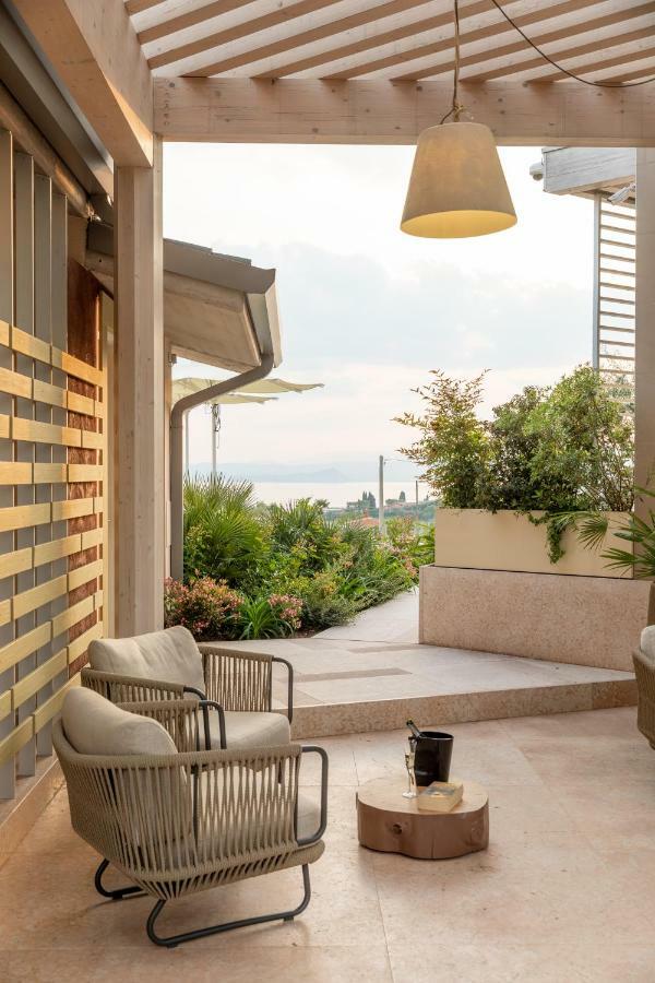 San Colombano Suites Bardolino Exterior photo