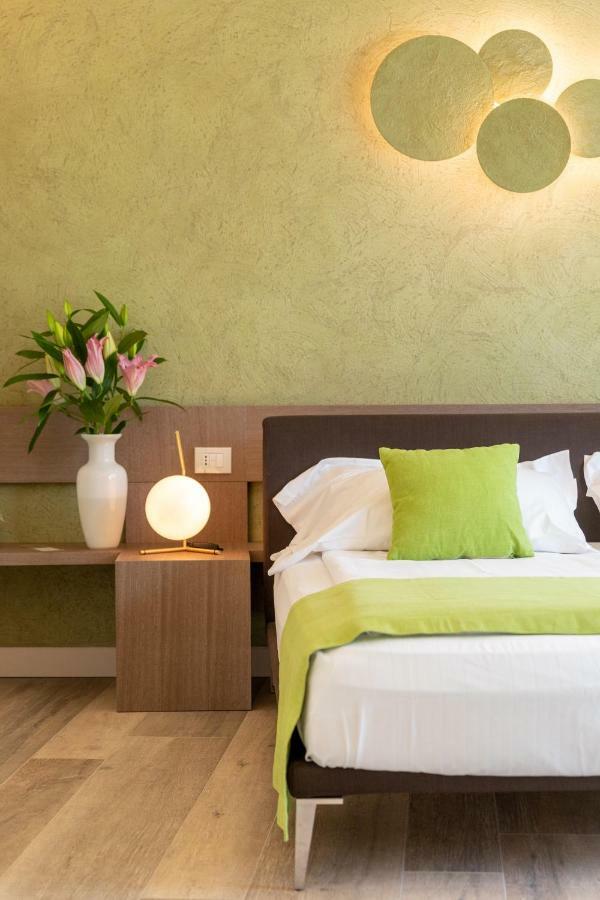 San Colombano Suites Bardolino Exterior photo